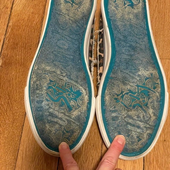 Blowfish Malibu Leopard Print Distressed Canvas Sneakers Women’s 8.5 - Picture 8 of 9